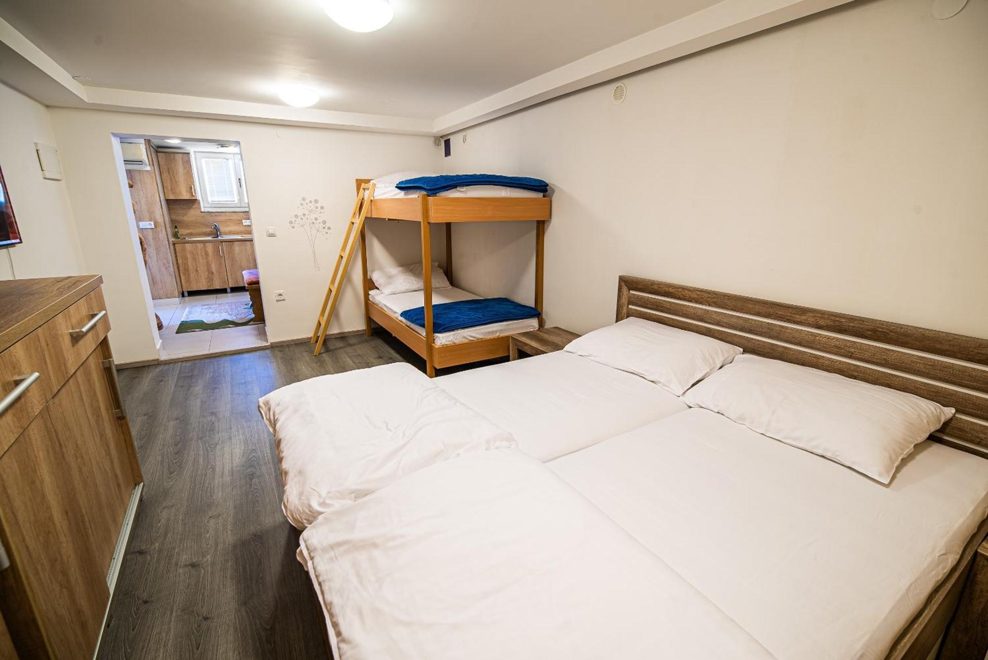 צרקליה נה גורניסקם Apartments Zvoh, Krvavec, Ski-In, Ski-Out חדר תמונה